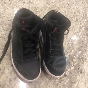 Girls Jordan basketball shoes